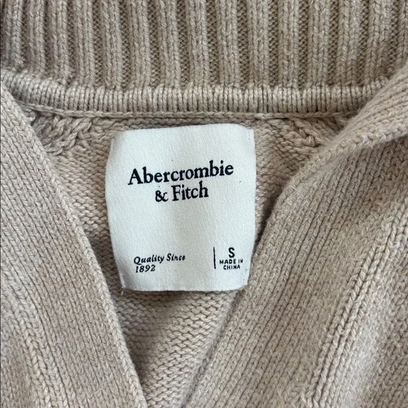 Abercrombie Beige Knit Sweater - Picture 2 of 2